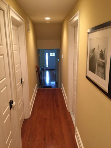 1st-fl-hallway-from-living-area-to-bedrooms